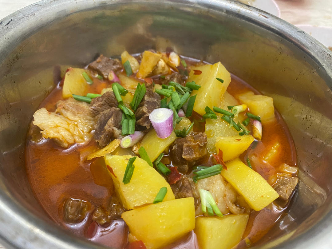 快手硬菜——土豆烧牛肉