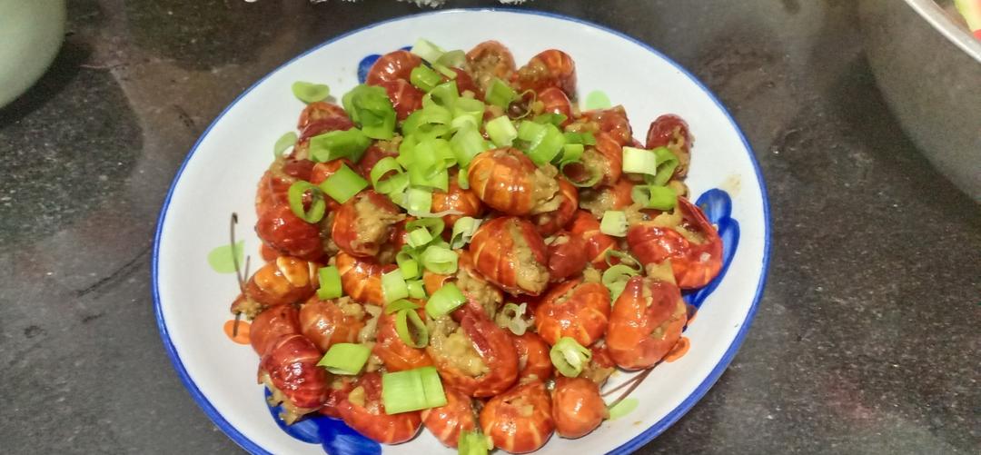 蒜蓉龙虾尾，不吃辣的小伙伴别错过