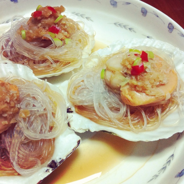 蒜蓉粉丝蒸扇贝