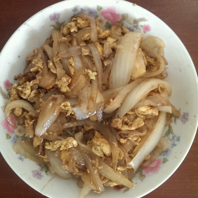 超快的洋葱炒蛋