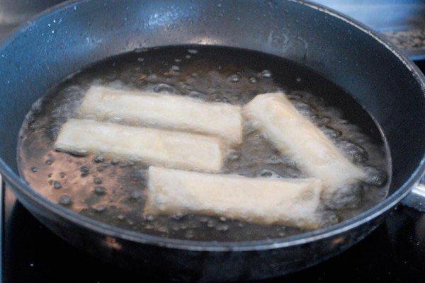 香脆炸春卷的做法 步骤6