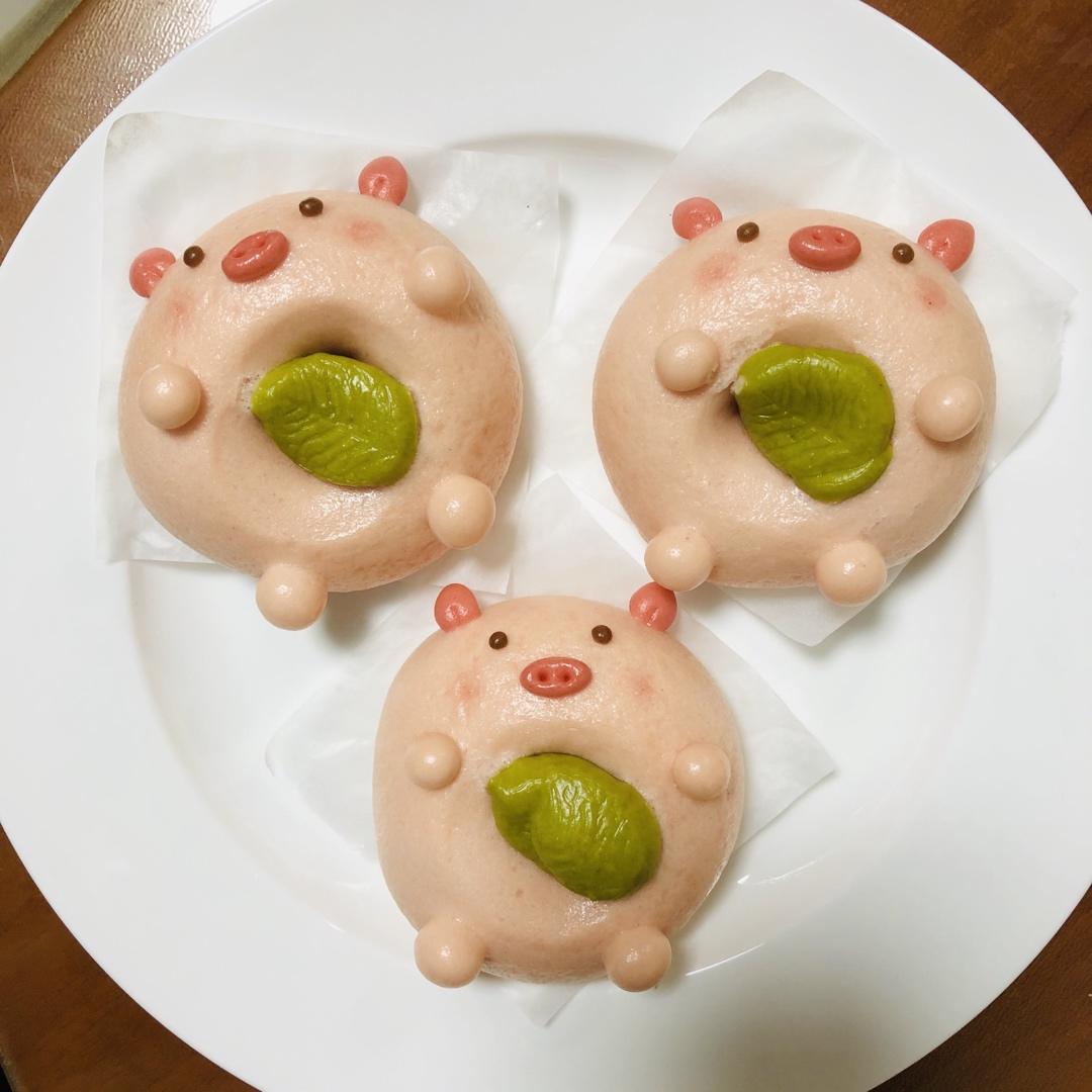 卡通造型馒头-小猪甜甜圈馒头