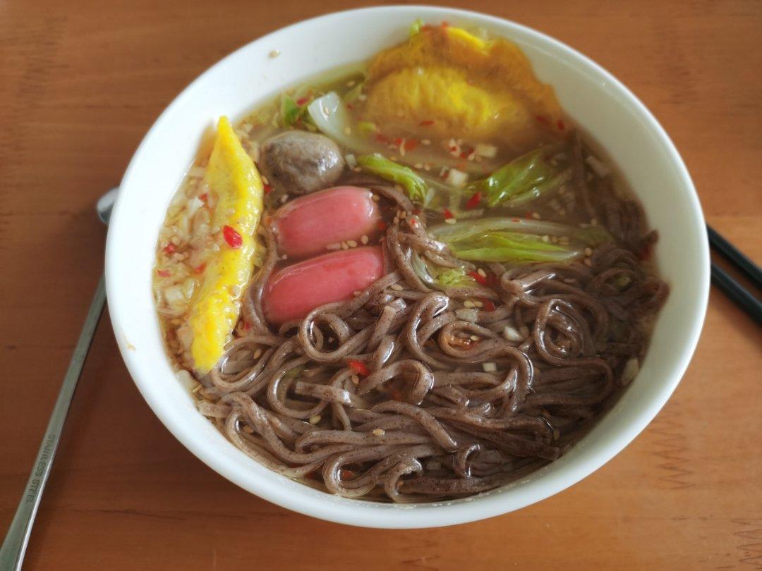 酸汤面