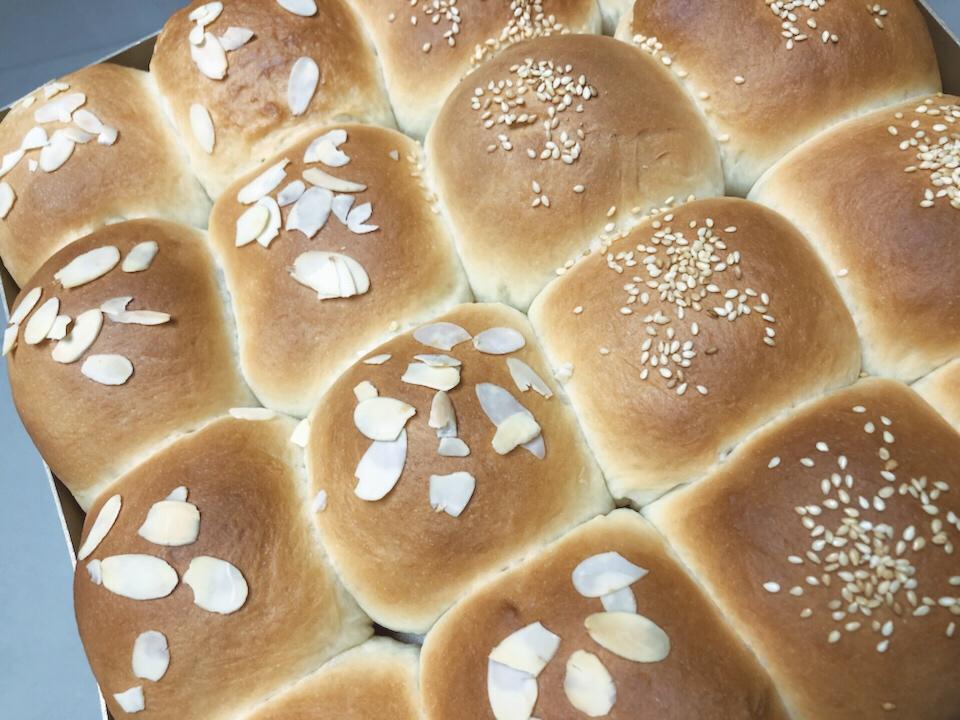 鲜奶油小餐包（一次发酵）