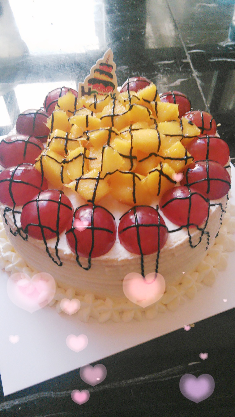 奶油水果装饰蛋糕