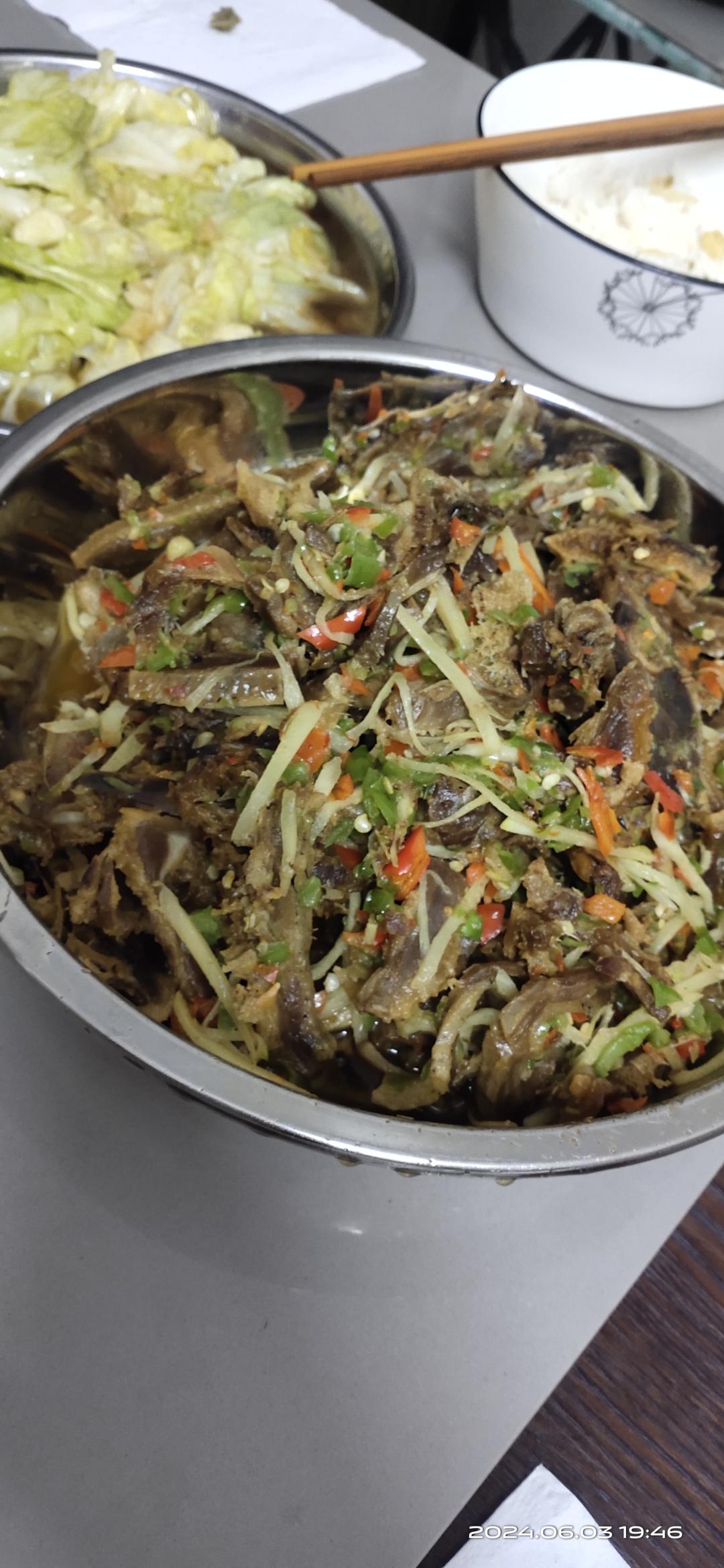 荞子炒腊鸭