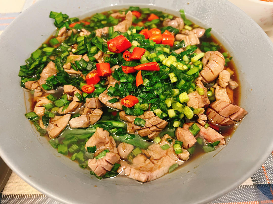 呛腰片,一点不腥且韭香浓郁,简单易做,绝对让你赞不绝口