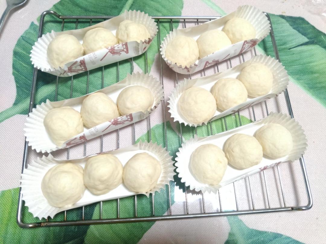 长得有点像章鱼小丸子的面包