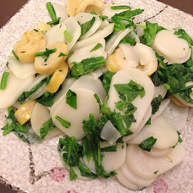 荠菜炒年糕