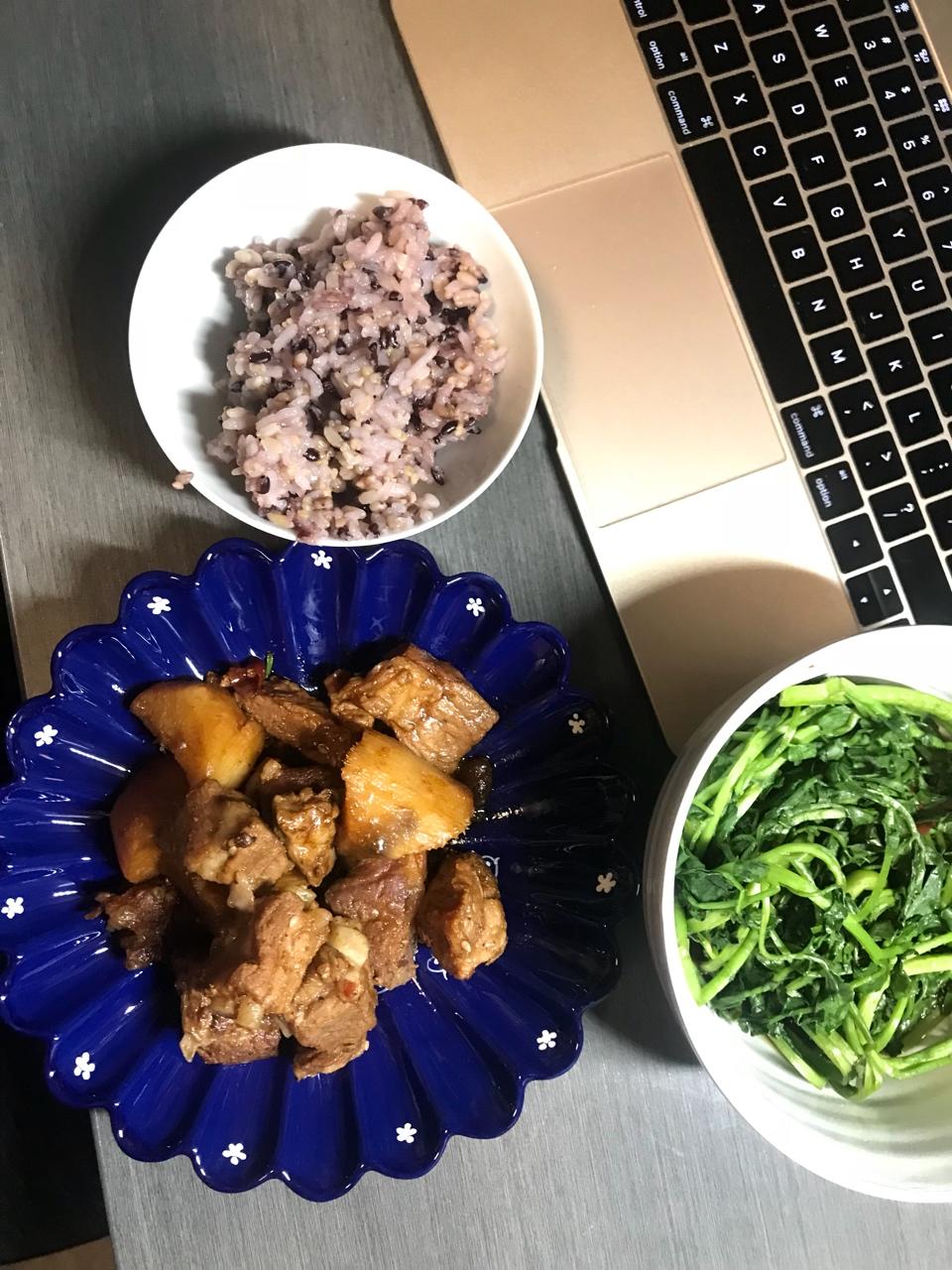 铁棍山药烧排骨