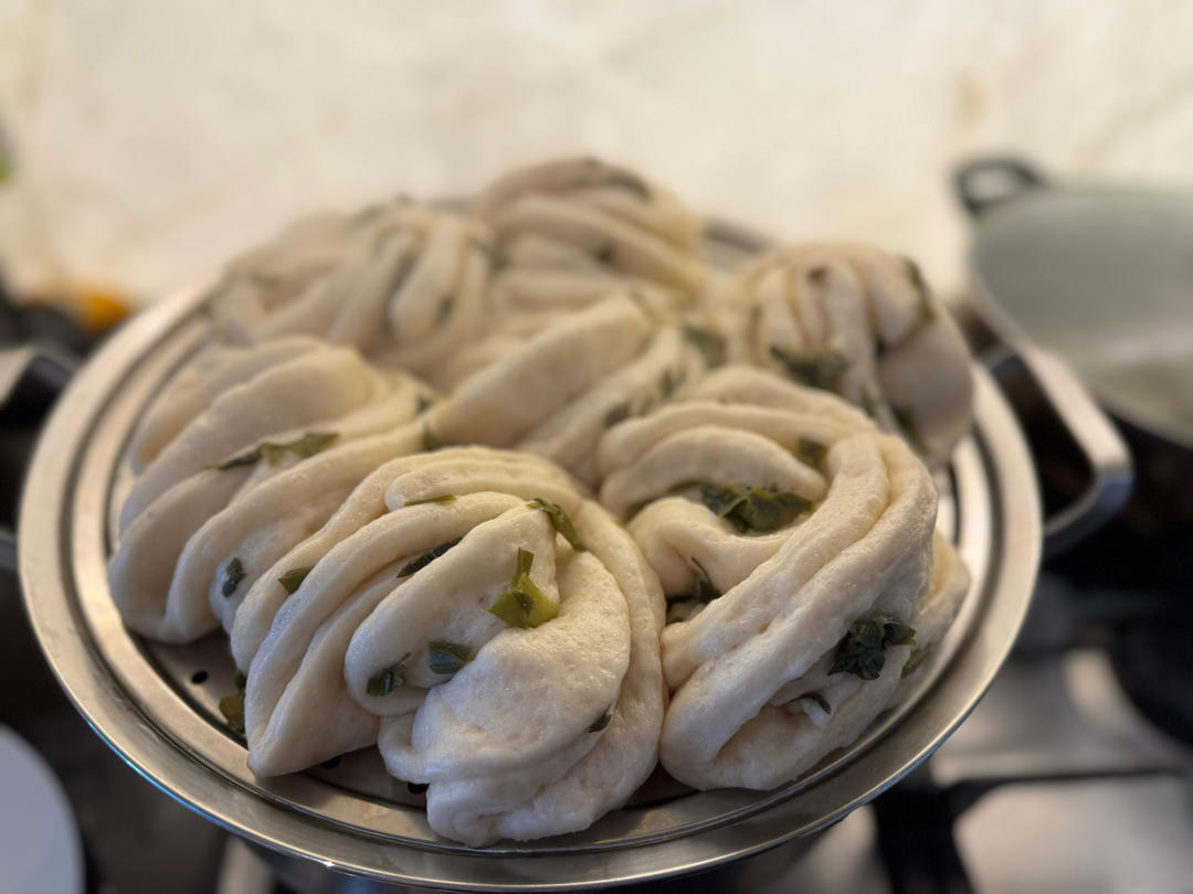 葱油花卷 Steamed Roll