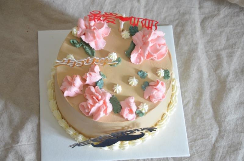 鲜奶油生日蛋糕