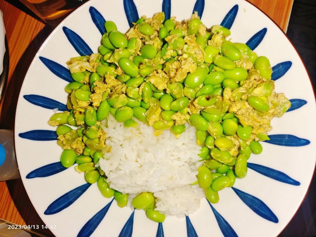 家常小炒—毛豆炒鸡蛋