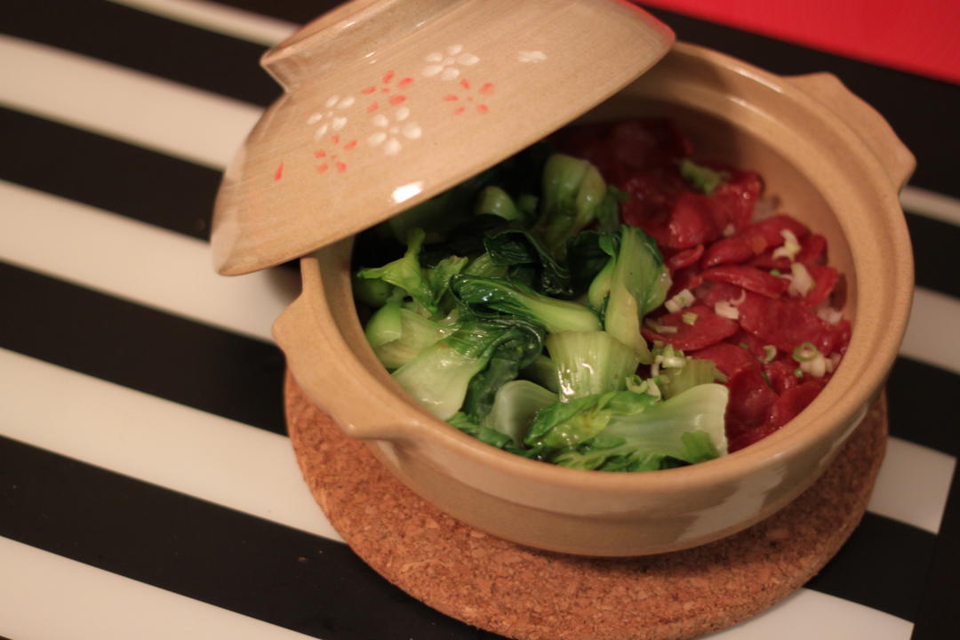 广式腊味煲仔饭