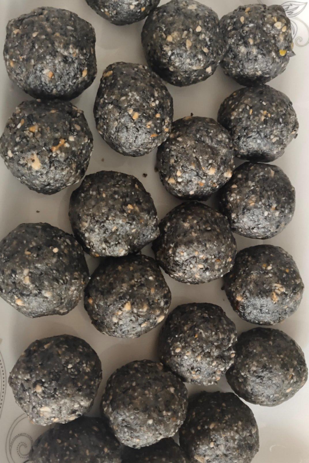 黑芝麻椒盐馅的制作