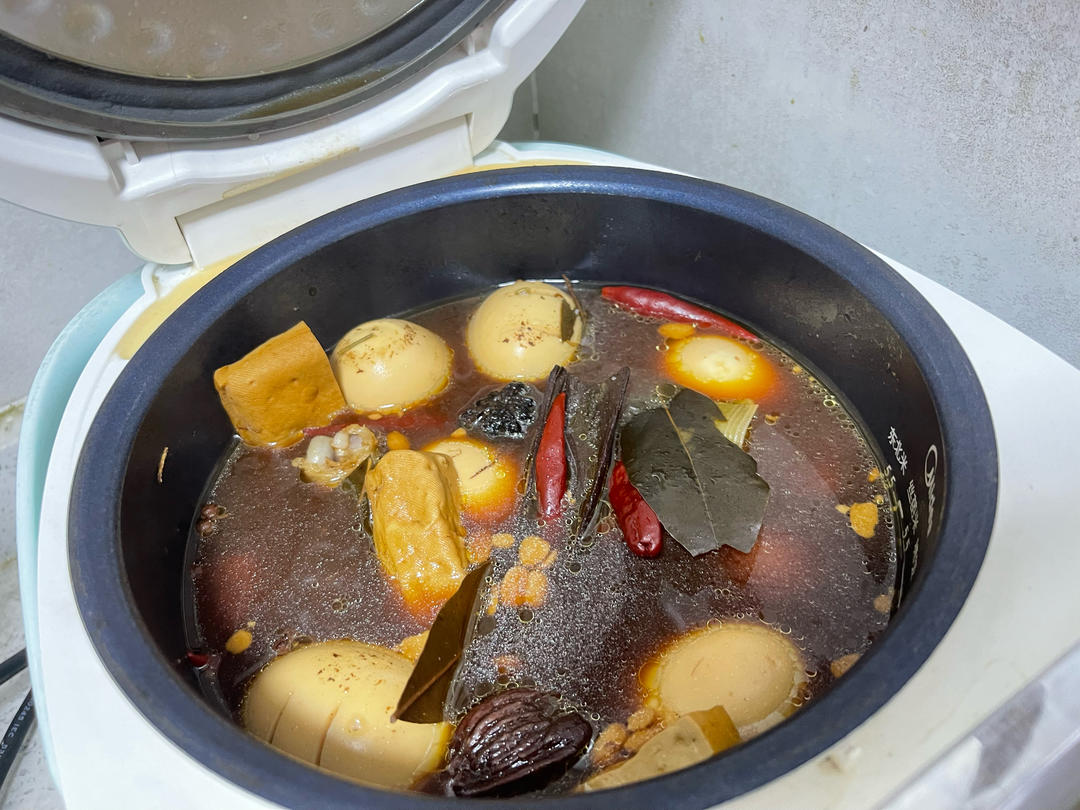 爆好吃的卤鸡腿 卤蛋❗电饭煲 炒锅都可以做~