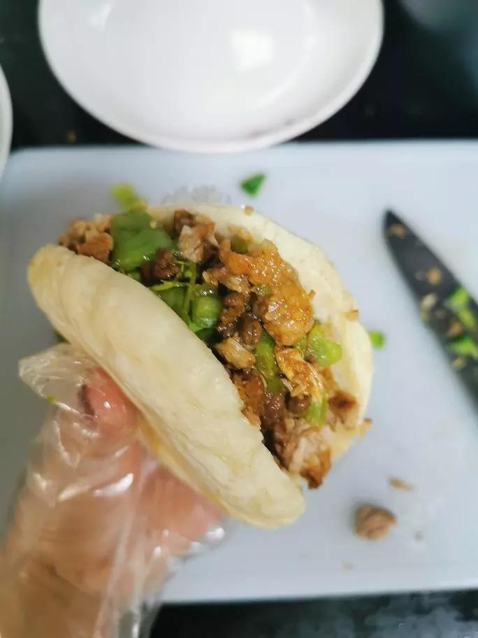 腊汁肉夹馍