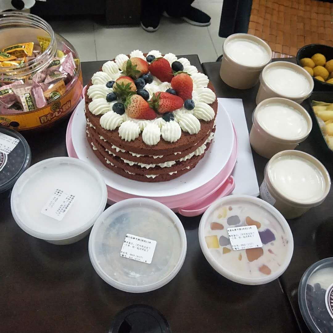 8寸红丝绒，戚风蛋糕