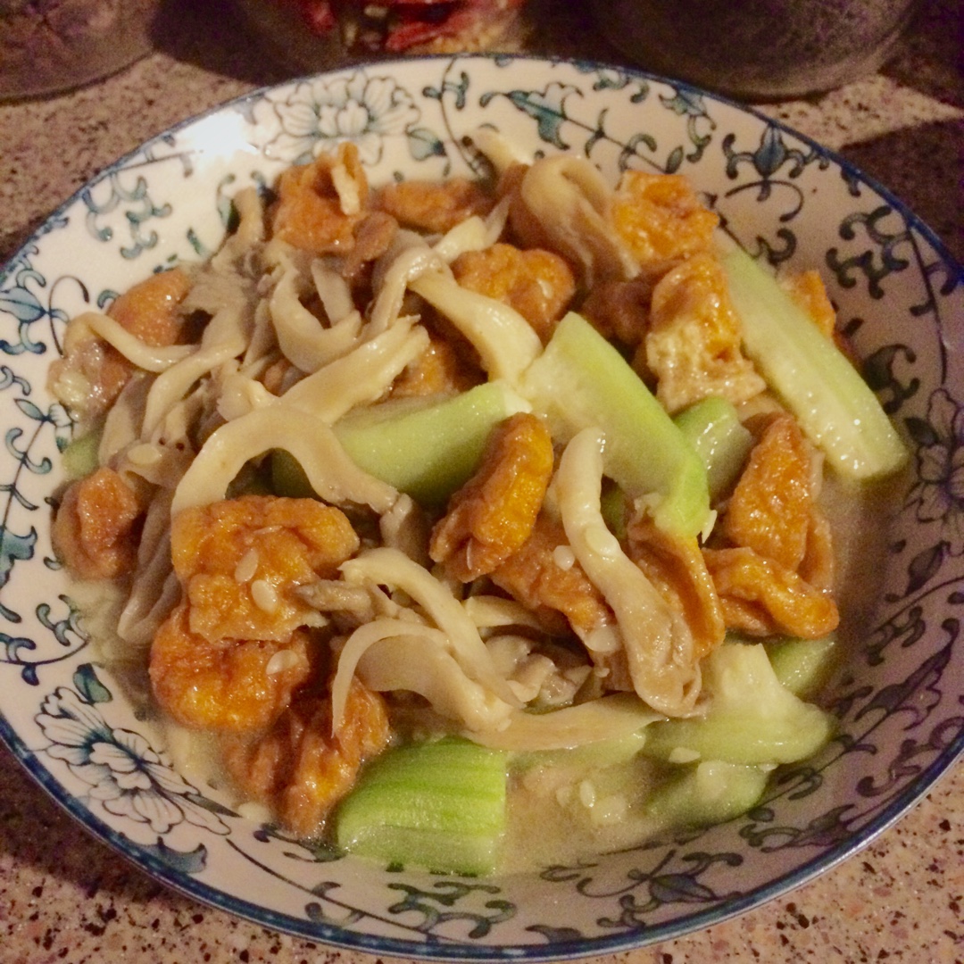 丝瓜烩油豆腐