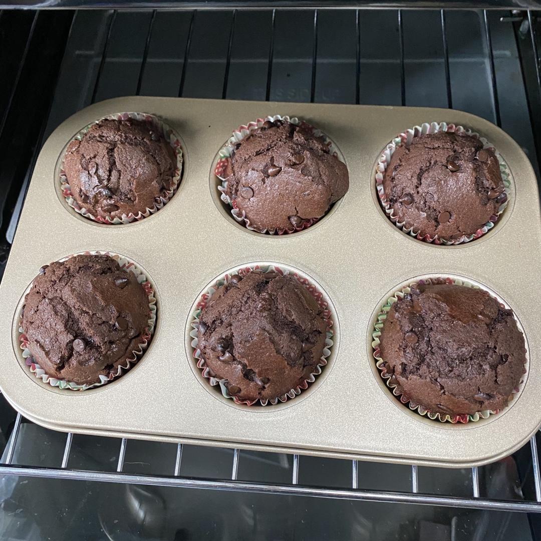 浓郁巧克力马芬