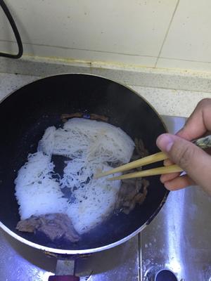 牛肉鸡蛋炒米丝的做法 步骤7