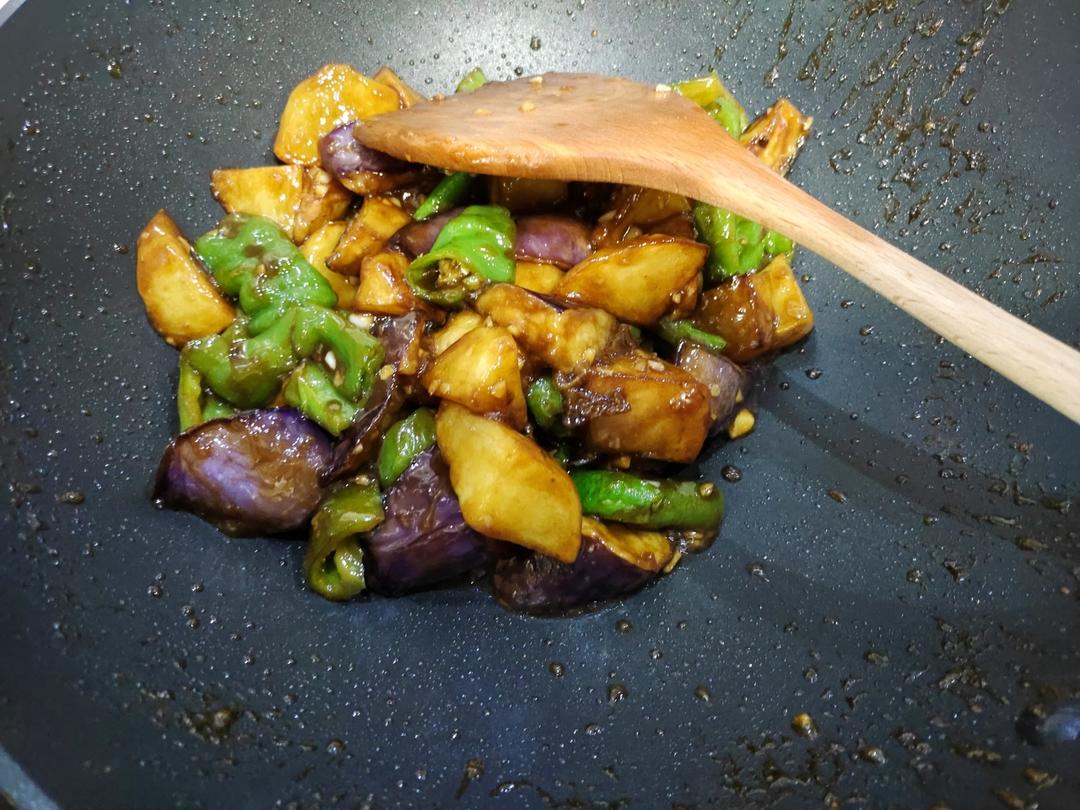 超级下饭的地三鲜