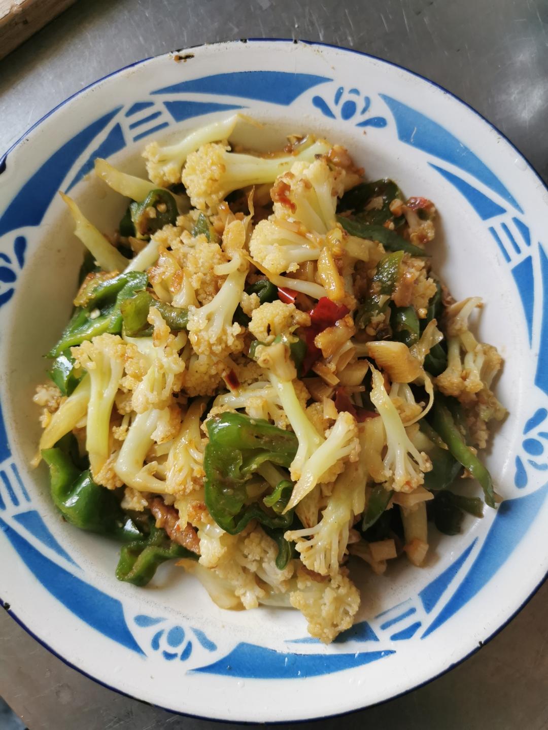 和饭店一个味道的干锅花菜