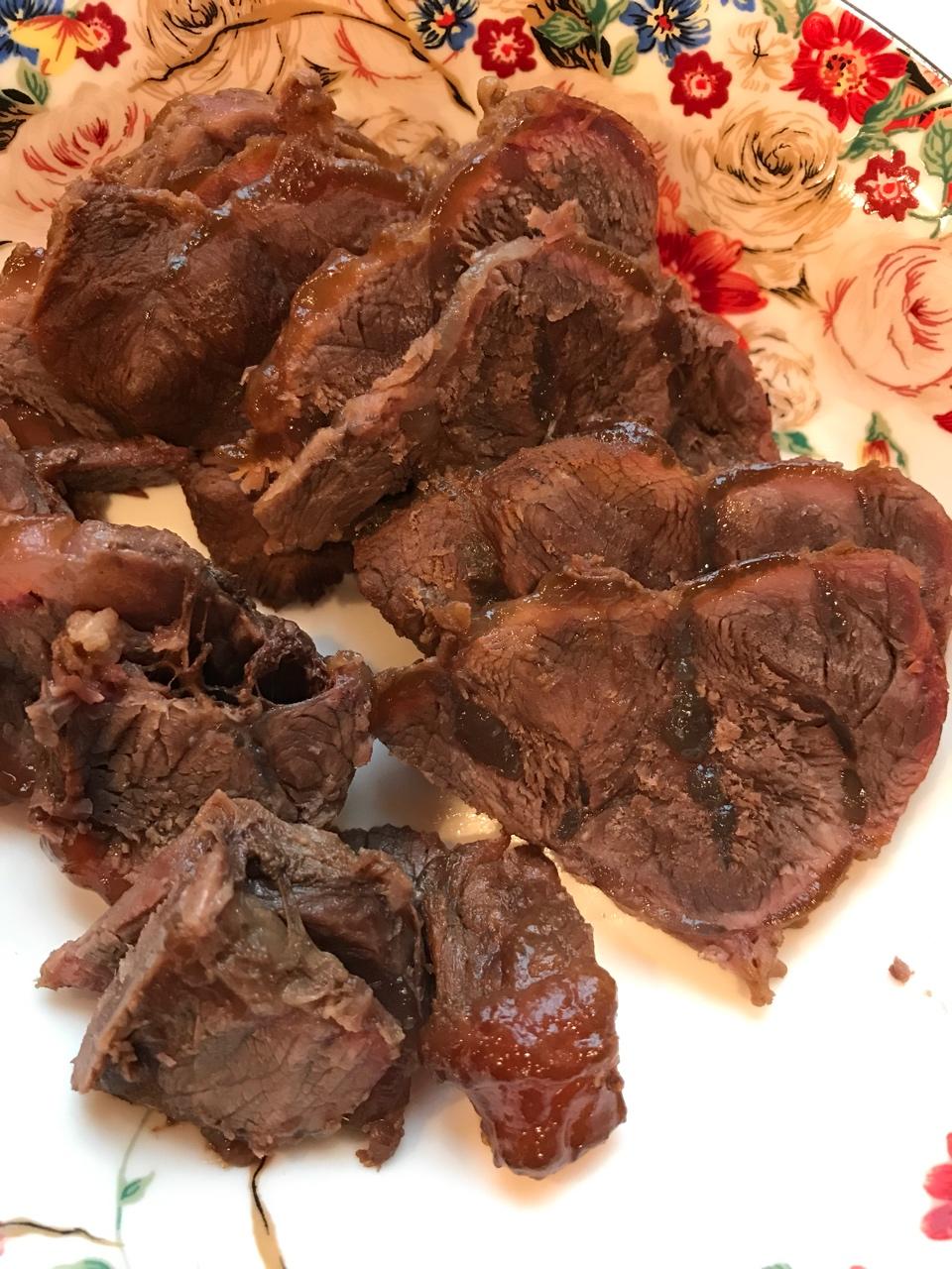 飘扬在外的中国胃做的五香酱牛肉