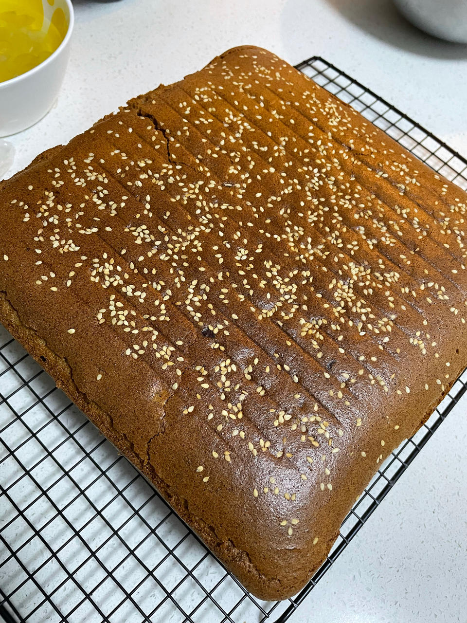 蓬松柔软的枣泥核桃糕