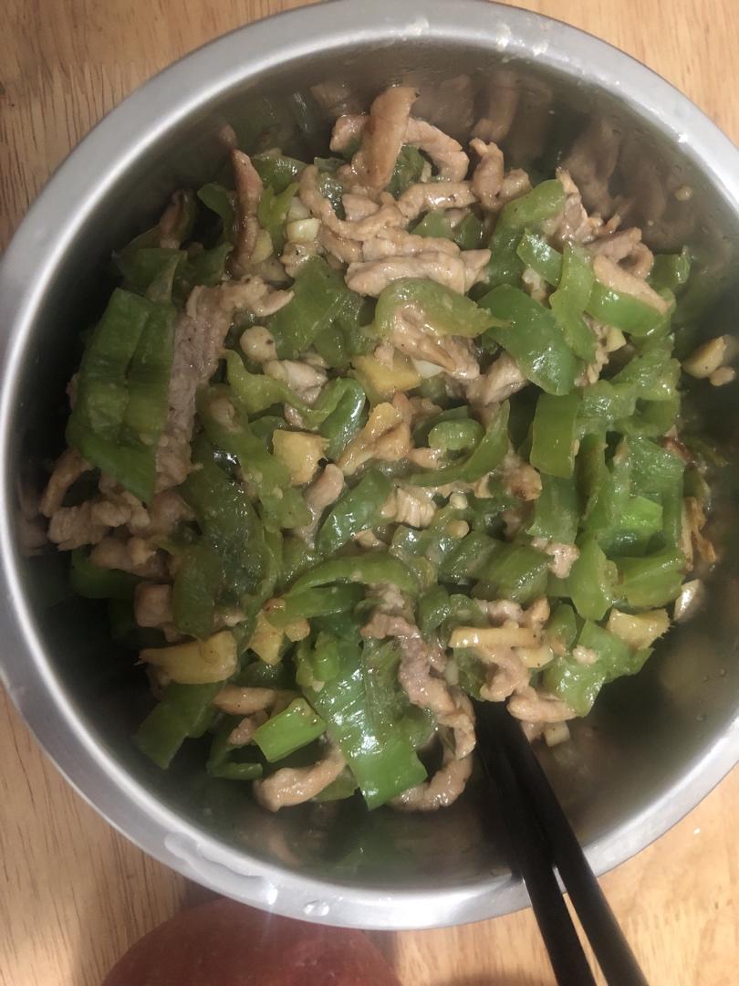 巨下饭的青椒炒肉丝