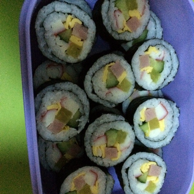 紫菜卷寿司
