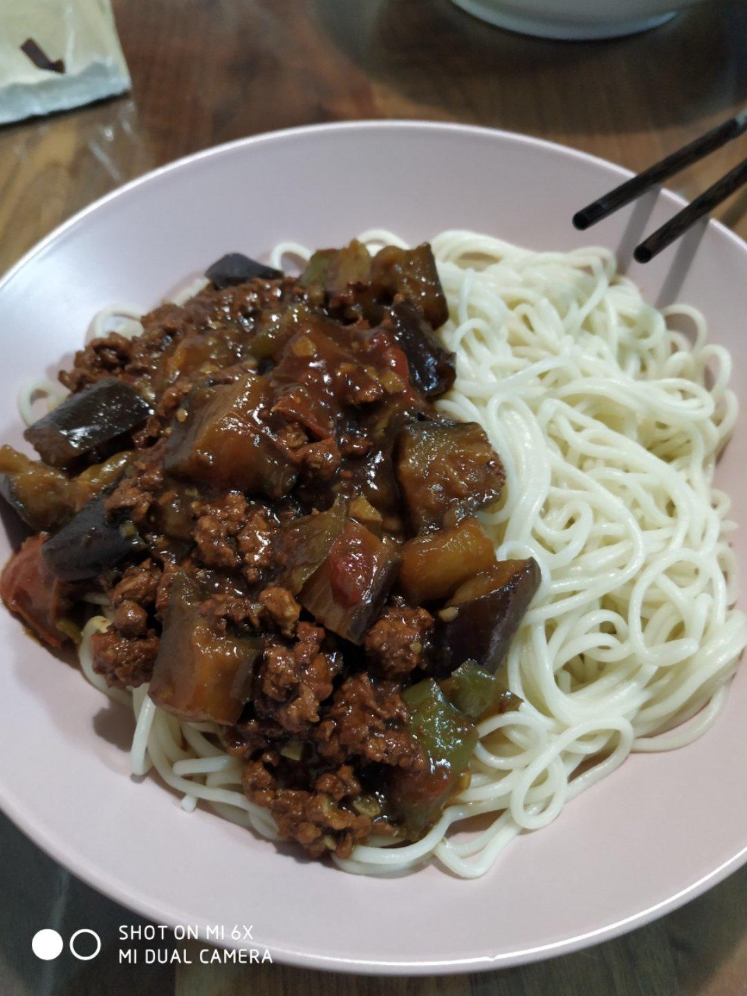 双茄肉丁打卤面