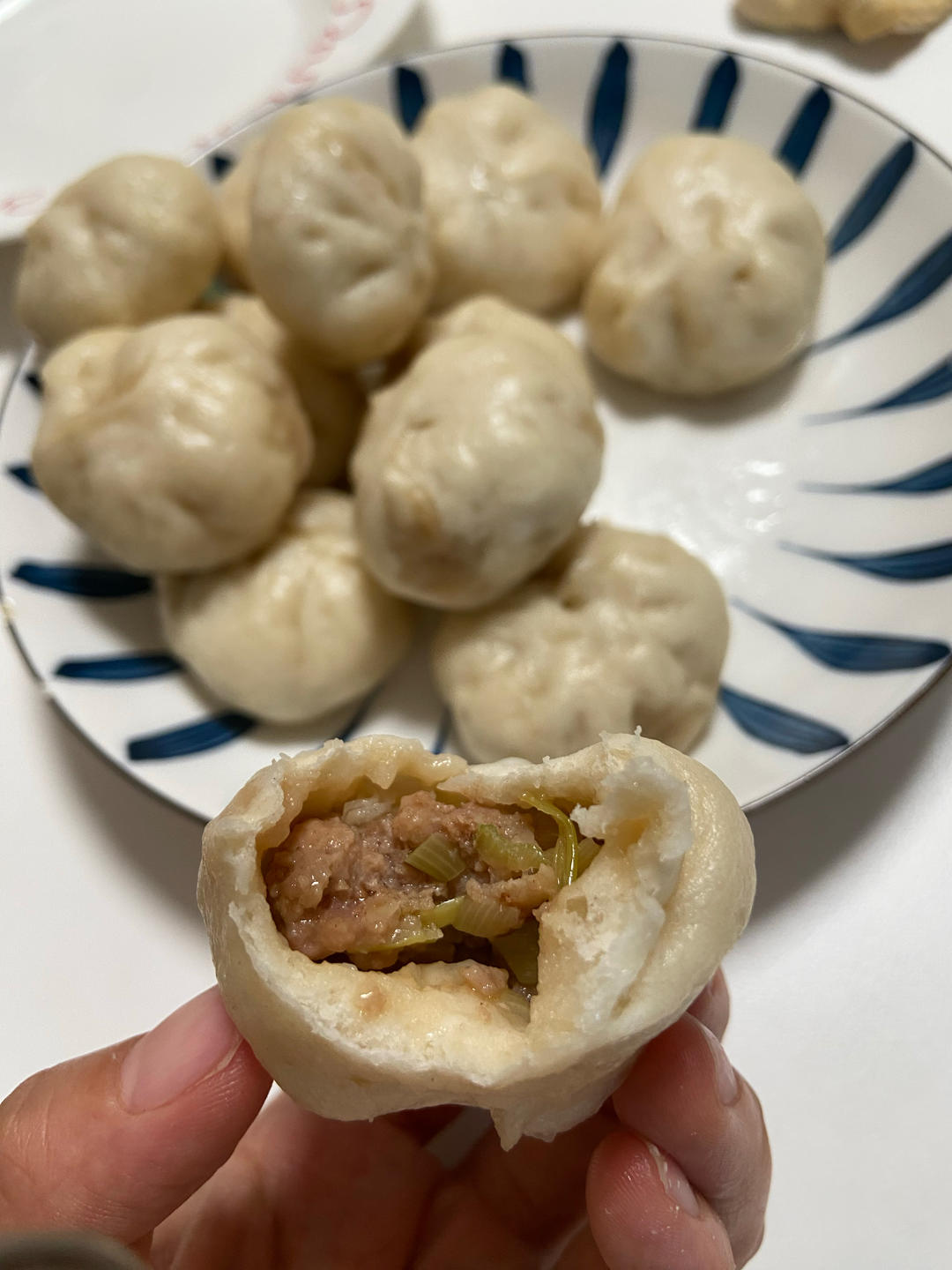 软面透油小笼包成功复刻‼️无需手揉面，香香软软巨好吃，早餐好选择