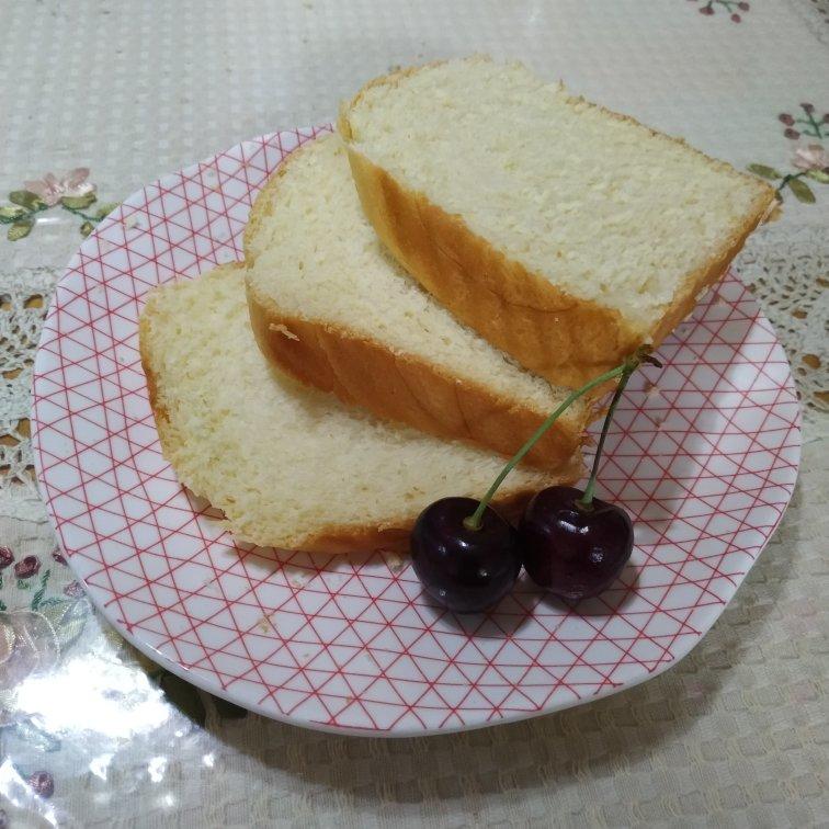 吐司，奶香手撕面包，超级香浓