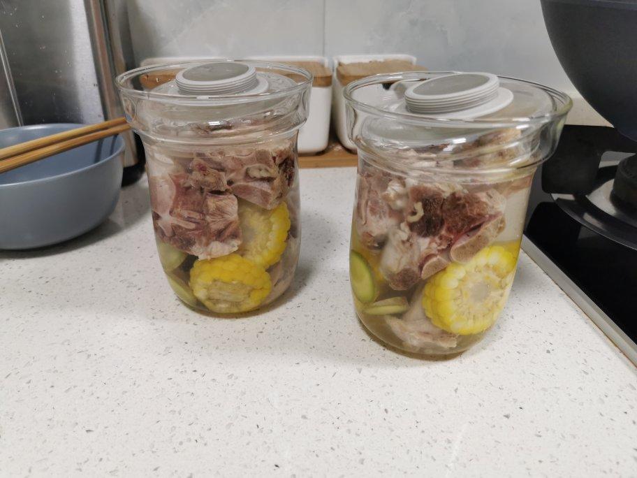 番茄竹荻龙骨汤【6月北鼎蒸炖锅食谱】