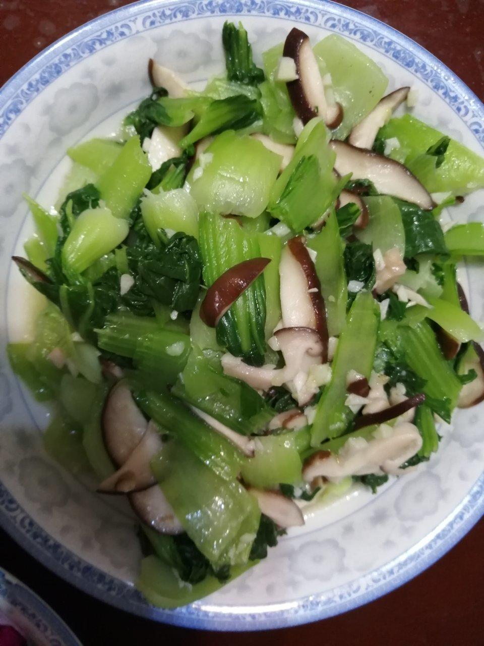 简易版香菇扒油菜