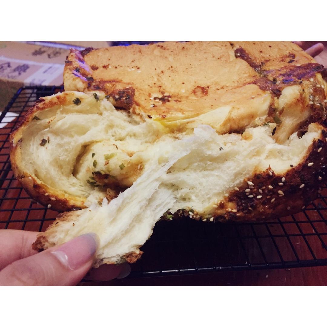 香葱肉松手撕吐司