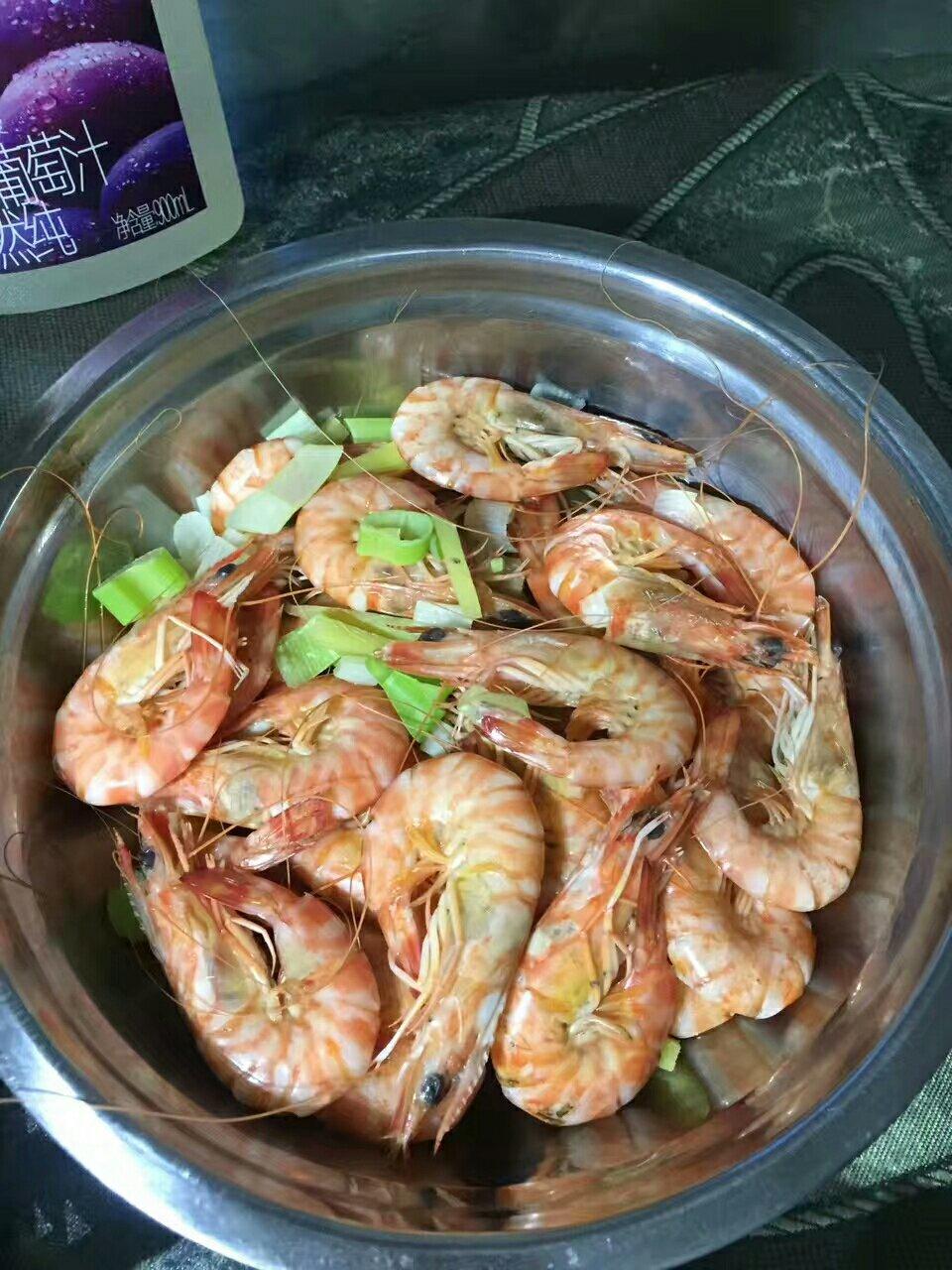 油爆基尾虾