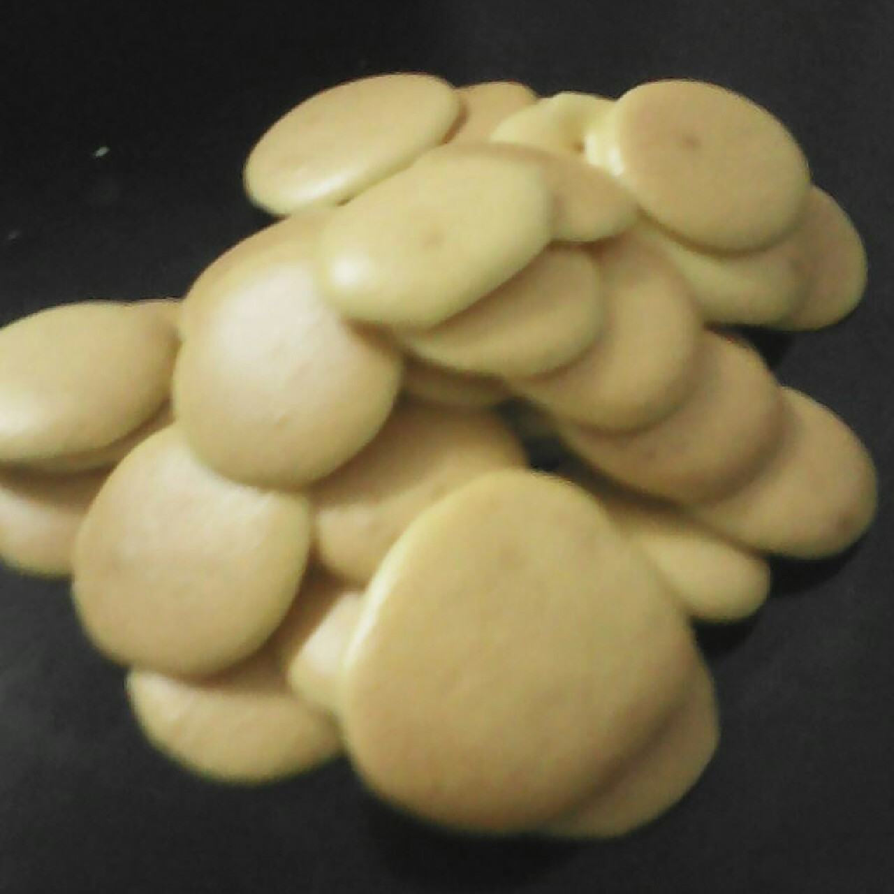 蛋黄小西饼（烤箱做饼干，简单又好吃）