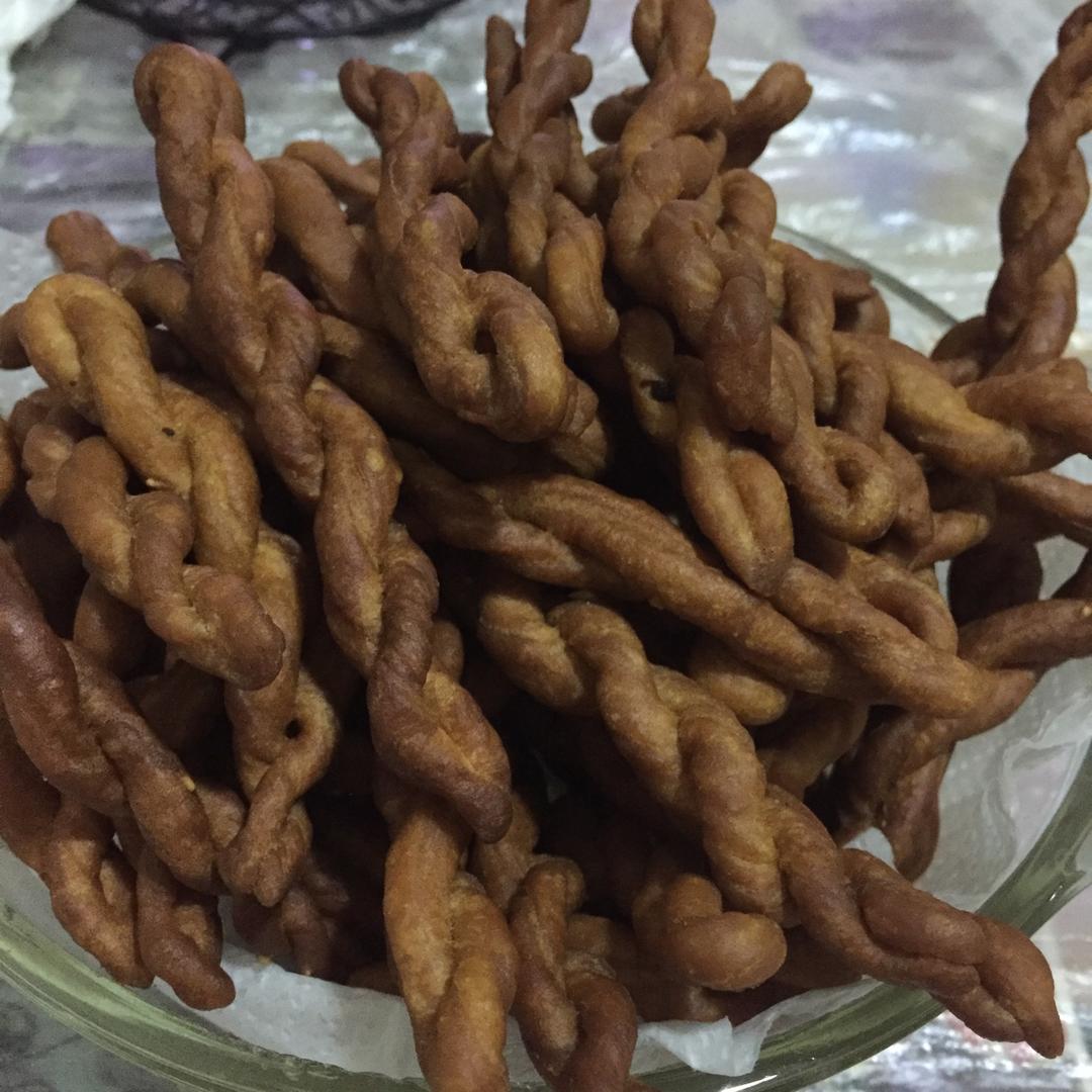 鸡蛋小麻花