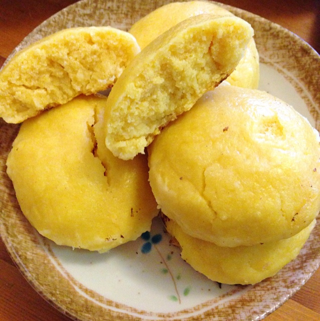 猫大王做的玉米面贴饼