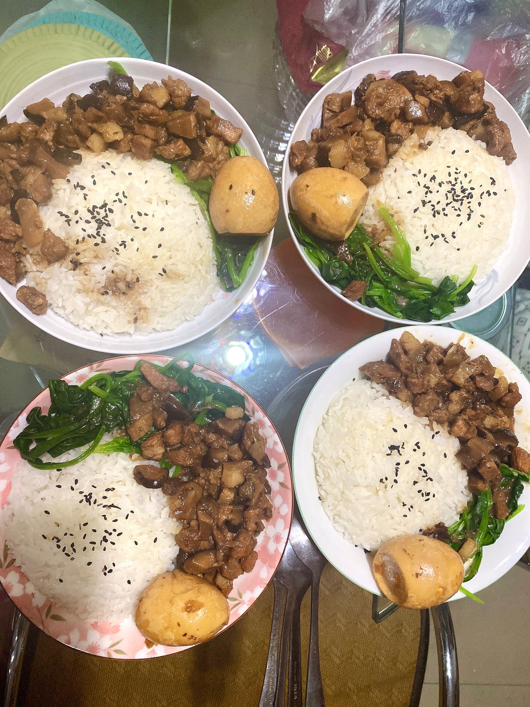 好吃到停不下来的卤肉饭