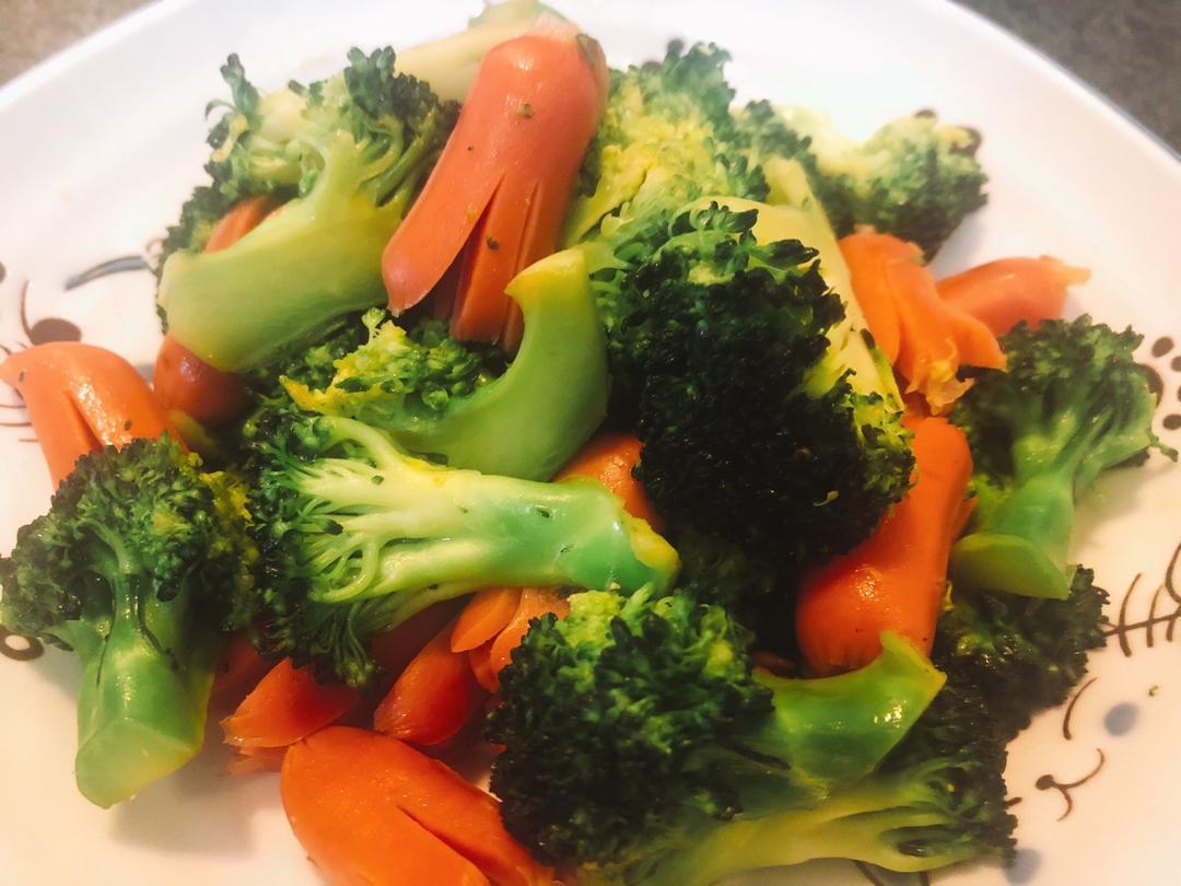 西兰花炒章鱼肠