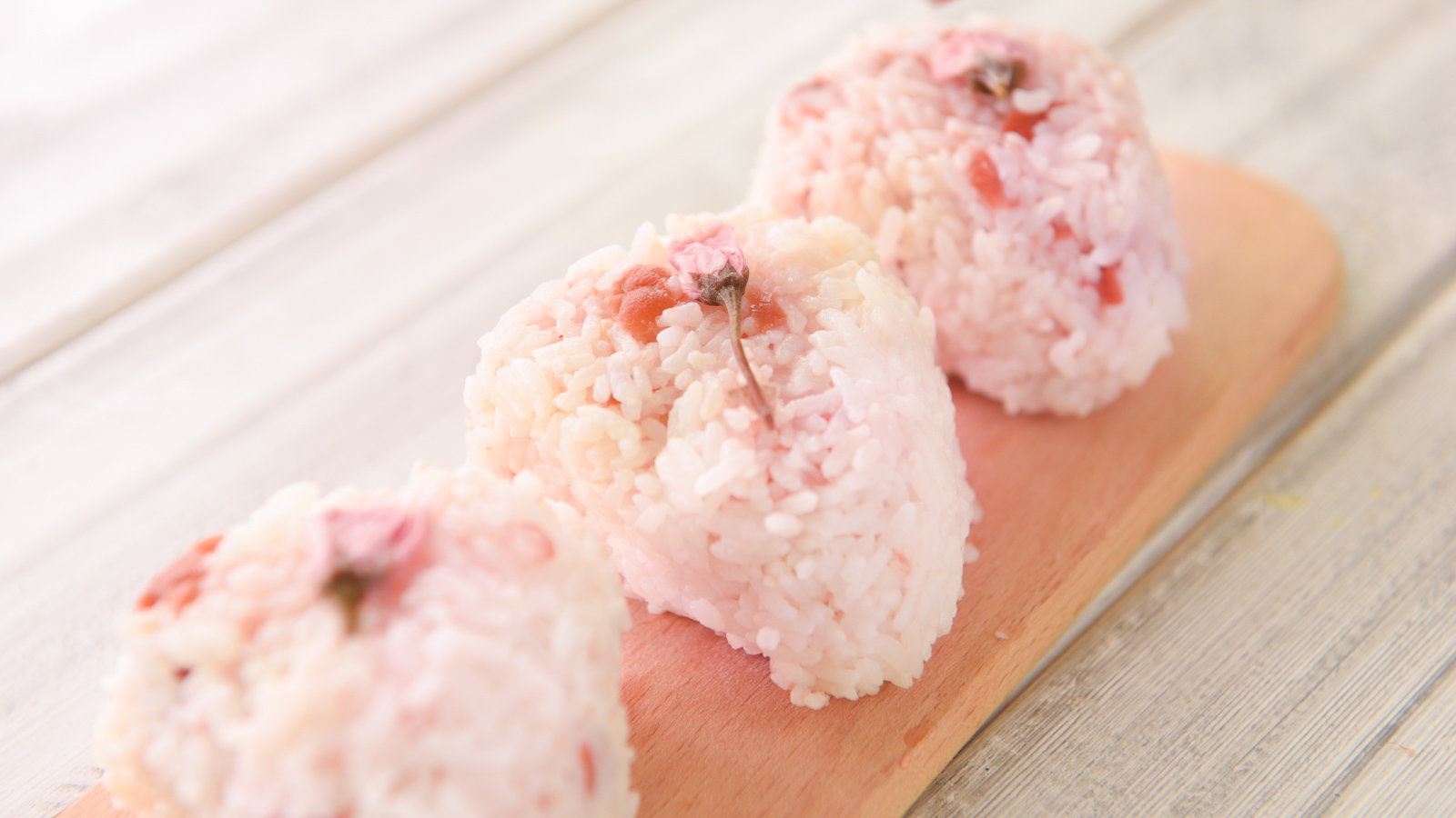 水信玄饼+樱花梅子饭团