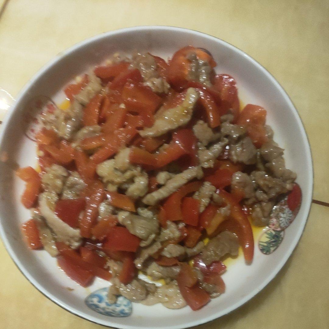 超简单的甜椒炒肉