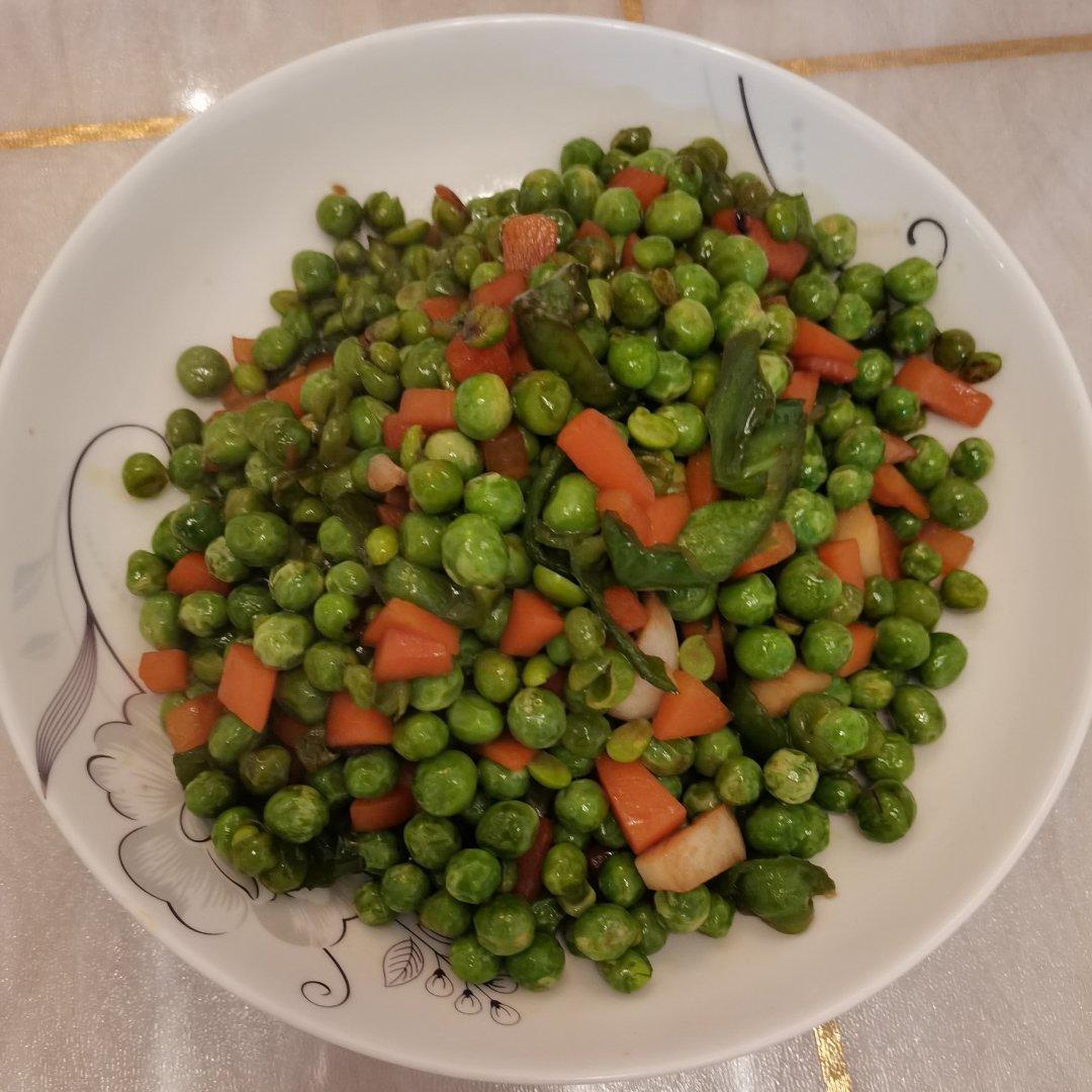 豌豆炒肉末