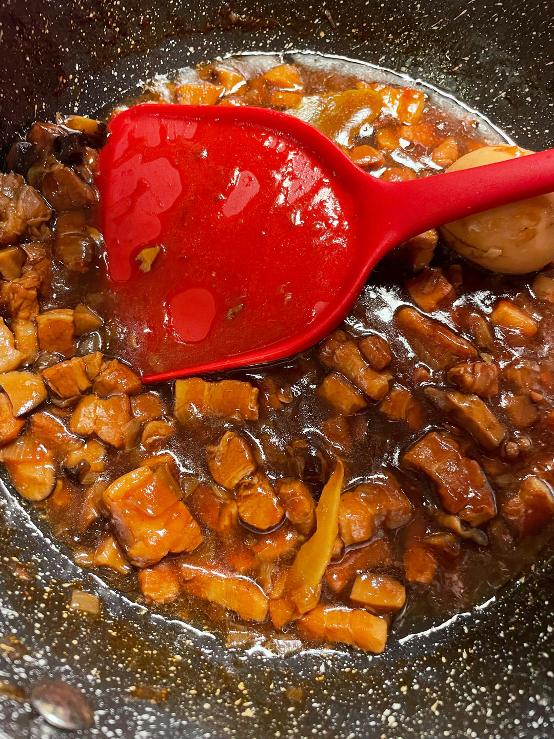 好吃到停不下来的卤肉饭