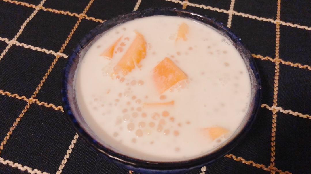 芒果椰浆西米露