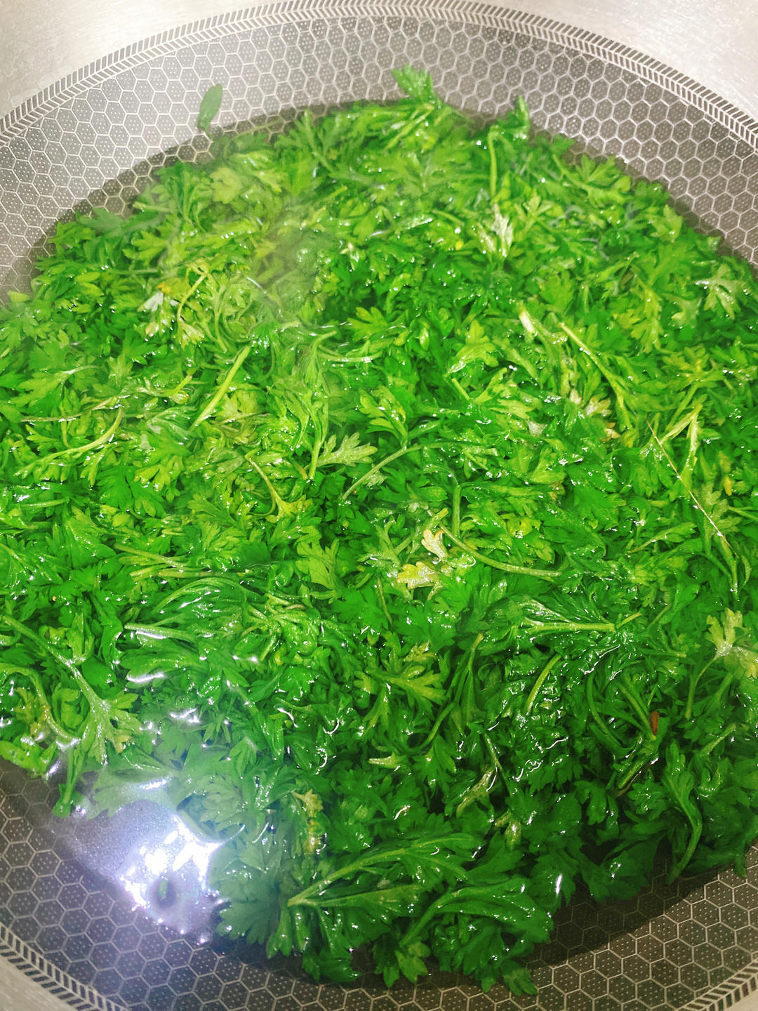 艾草青团(肉松馅儿)