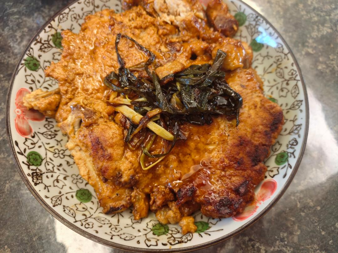 葱烤大排（既鲜嫩多汁，又醇厚入味）